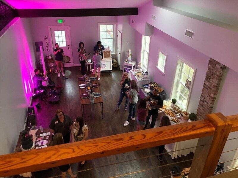 perfect mix and mingle at MOVE Leesburg